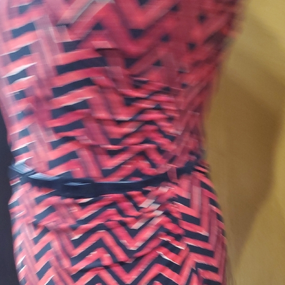 Ralph Lauren Red and Black Zigzag Midi Dress - Picture 5 of 9